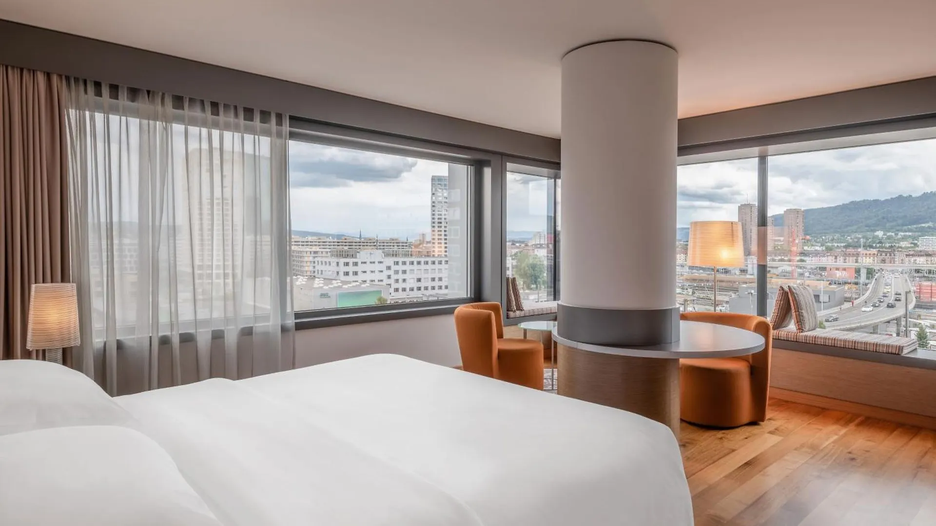 Sheraton Zürich Hotel 4*, Zúrich Suiza